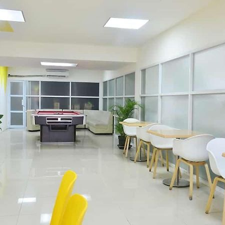 Catania Inn Palembang Exterior photo